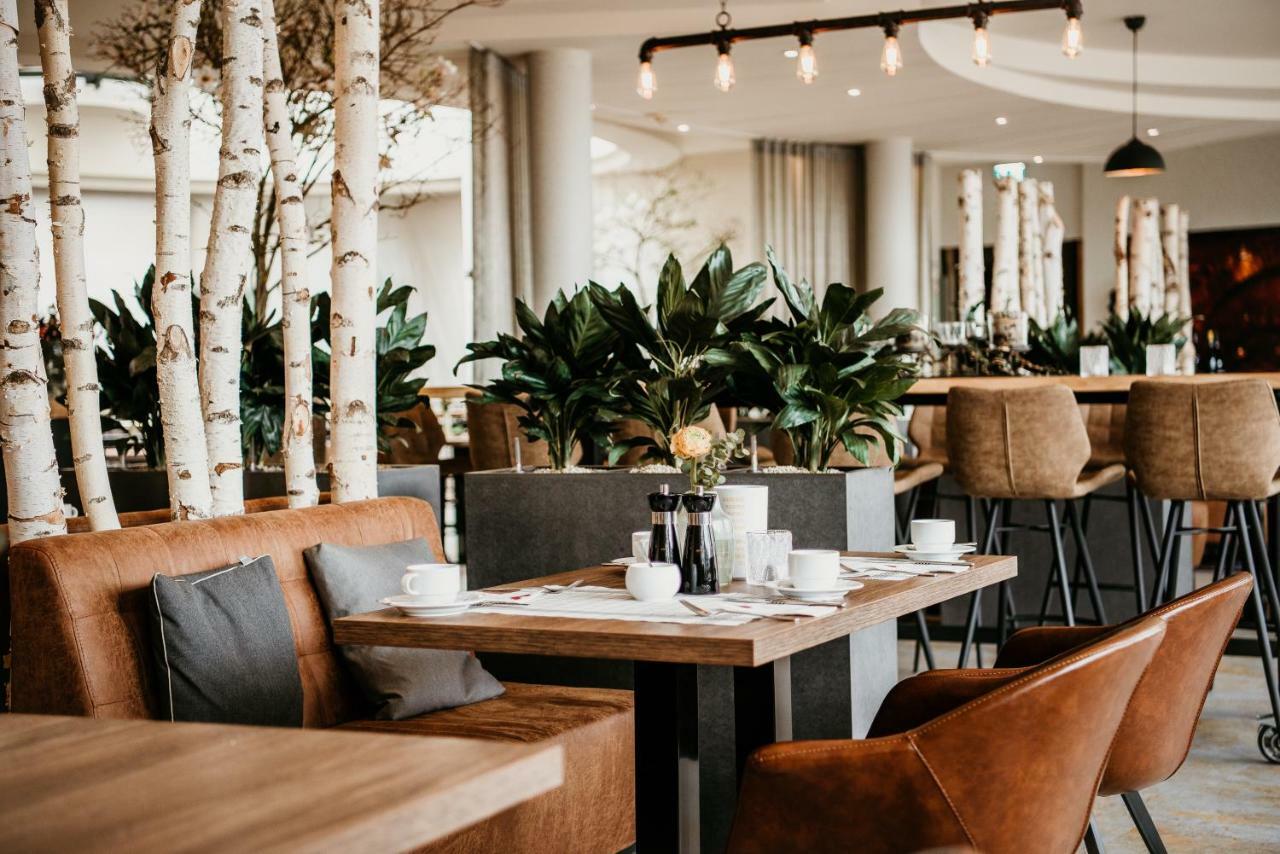 Parkhotel Landau 랜다우인더펠즈 외부 사진